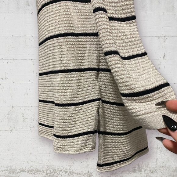 OLD NAVY | Thin Striped Beige Black Long Sleeve V Neck Tunic Sweater Size S M - Picture 4 of 9